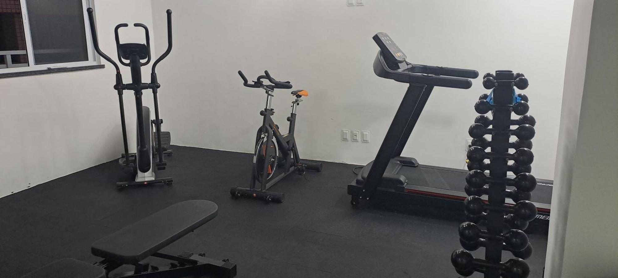 Inteiro Próximo à De Iracema Apartamento *